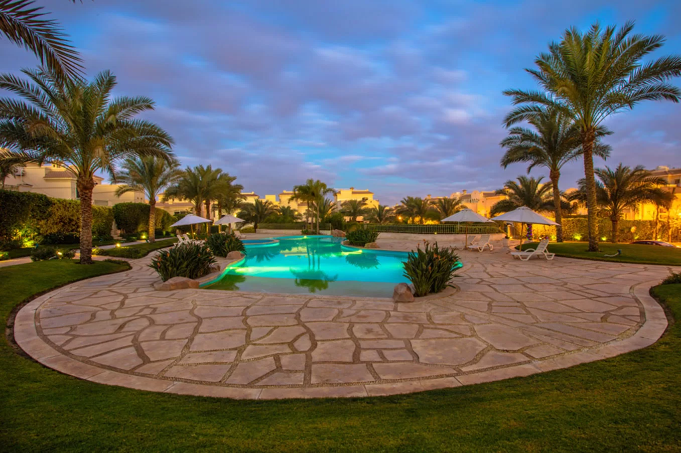 El Patio 3 3
