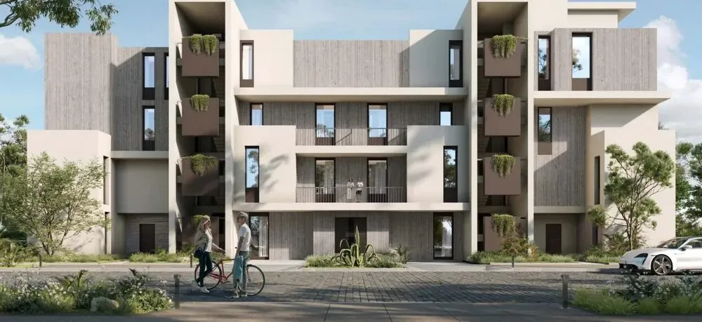 Solana East 3